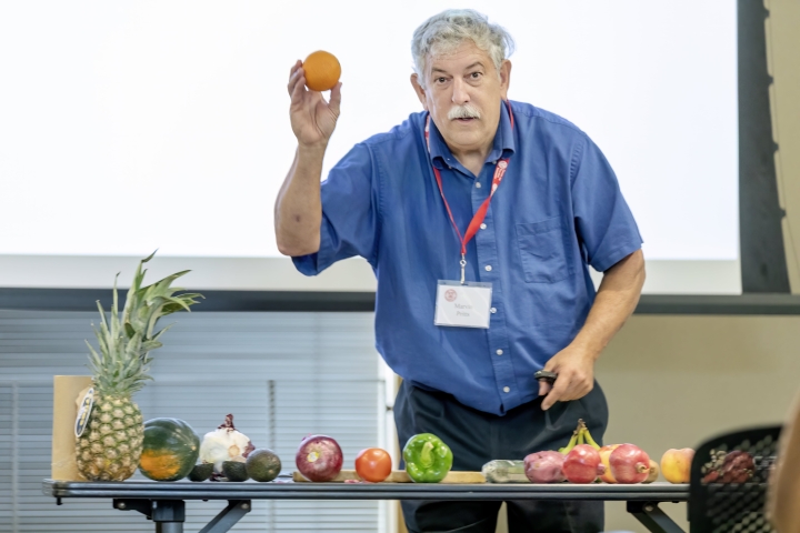Professor Marvin Pritts, School of Integrative Plant Sciences, demonstrates active learning strategies. The School of Integrative Plant Sciences is a recipient of a 2023 Active Learning Postdoctoral Fellowship.